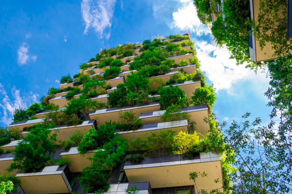Giardino Verticale A Vicenza: La Soluzione Per Gli Spazi Urbani Ridotti - Pollice Verde Vicenza - 1 Giardino Verticale A Vicenza: La Soluzione Per Gli Spazi Urbani Ridotti